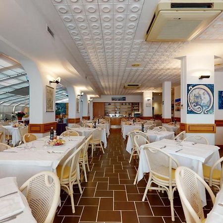 Hotel Zunino Spotorno Kültér fotó