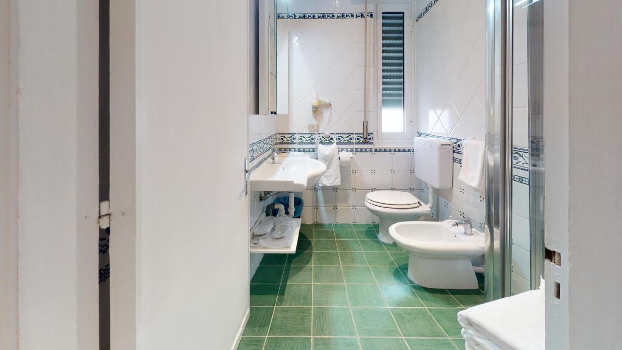 Hotel Zunino Spotorno Kültér fotó