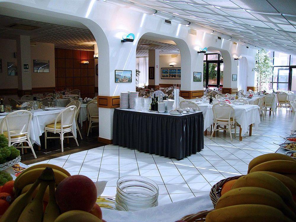 Hotel Zunino Spotorno Kültér fotó