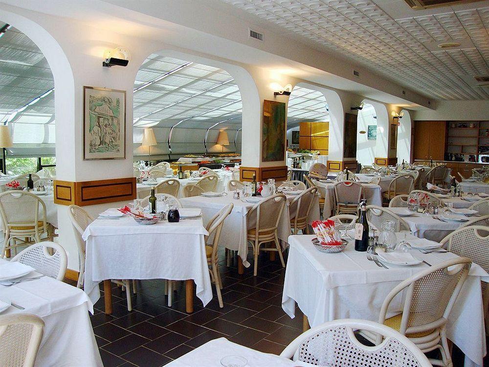 Hotel Zunino Spotorno Kültér fotó